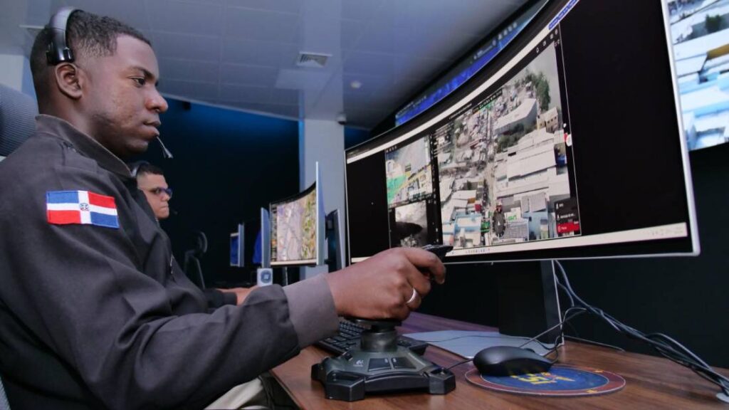 La imagen actual no tiene texto alternativo. El nombre del archivo es: Ministerio-de-Defensa-destaca-avances-tecnologicos-que-fortalecen-capacidades-de-las-Fuerzas-Armadas.jpg