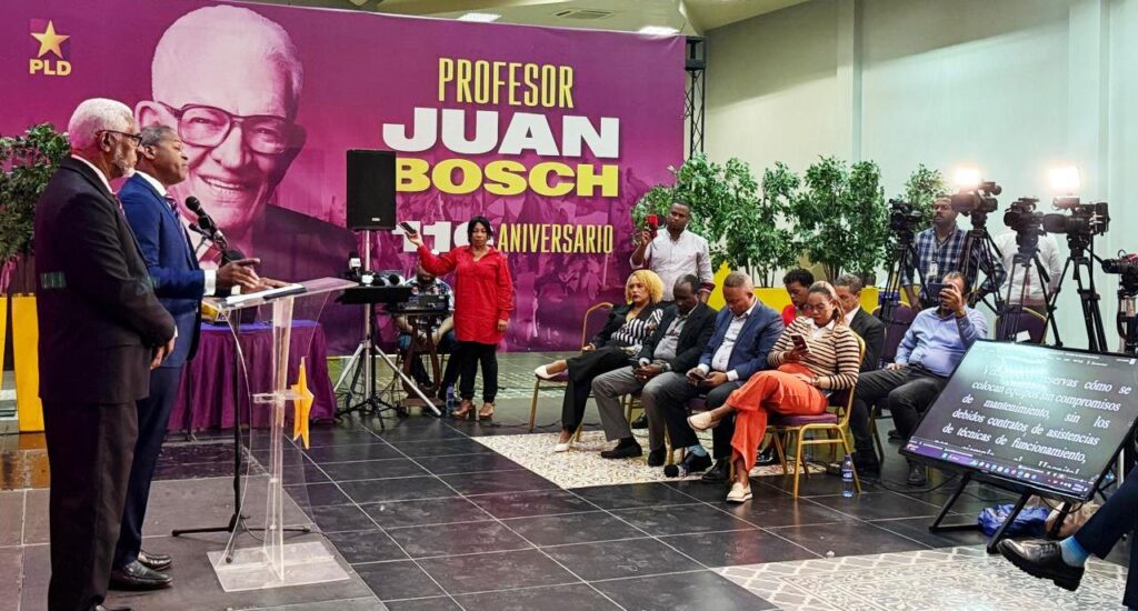La imagen actual no tiene texto alternativo. El nombre del archivo es: PLD-denuncia-descalabro-del-sistema-de-salud-exige-mayor-transparencia.jpeg
