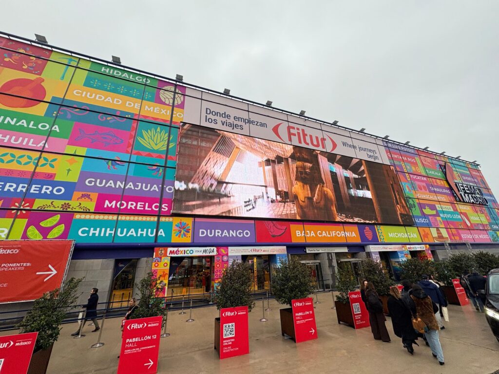 La imagen actual no tiene texto alternativo. El nombre del archivo es: Banreservas-financia-inversiones-espanolas-turismo-por-mas-de-US175-millones-y-aportara-9500-habitaciones-adicionales.jpg