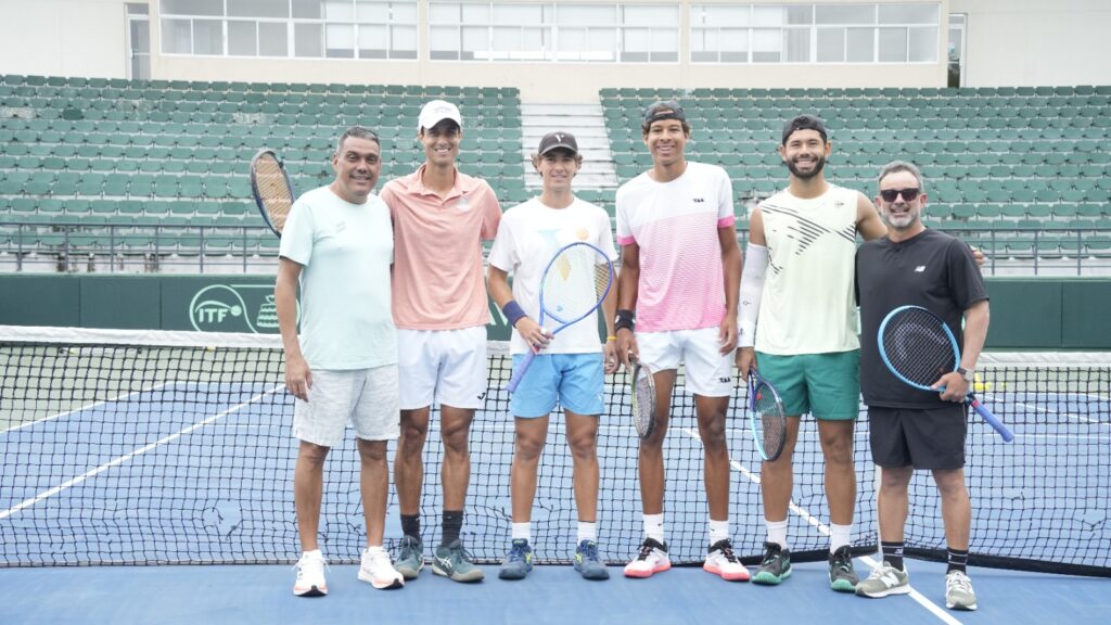 Sixto Camacho, Roberto Cid, Peter Bertran, Enmanuel Muñoz y Jhonny Berrido