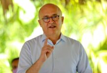 Francisco Domínguez Brito propone flexibilizar normativa para impulsar el teletrabajo