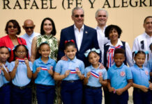 Presidente Abinader inaugura escuela primaria para más de 800 estudiantes en Los Guandules