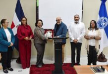 UASD Recinto Barahona celebra 40 años de trayectoria literaria de Marino Berigüete con emotivo recital
