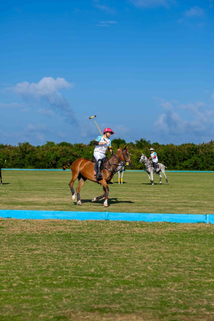 La imagen actual no tiene texto alternativo. El nombre del archivo es: VIII-Copa-Nacional-De-Polo-Save-the-Children-Gulf-scaled.jpg