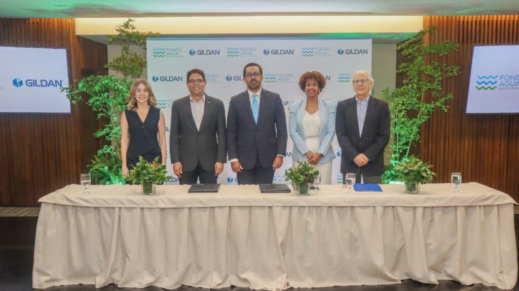 La imagen actual no tiene texto alternativo. El nombre del archivo es: Acuerdo-Fondo-Agua-Santo-Domingo.jpg