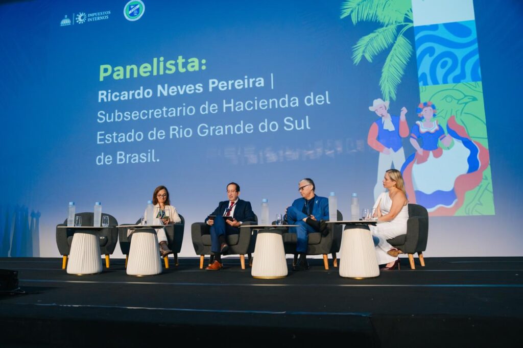 La imagen actual no tiene texto alternativo. El nombre del archivo es: Administraciones-tributarias-de-la-region-apuestan-por-servicios-mas-simples-digitales-y-centrados-en-el-contribuyente.jpeg