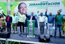 Leonel juramenta en Barahona a Pedro Peña Rubio y al exdiputado del PRM Miguel Florián