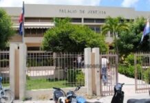 Diez años de prisión para mujer que agredió con arma blanca a una adolescente en una escuela de Azua
