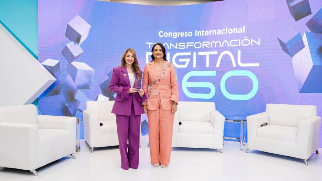 La imagen actual no tiene texto alternativo. El nombre del archivo es: Gisel-Castillo-y-Rossy-Escotto.jpg