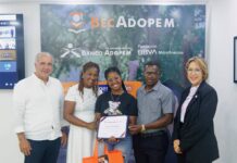 Banco Adopem entrega la primera edición de sus becas universitarias que impulsarán el futuro de los hijos de sus emprendedores