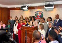 Diputados Tribunal Constitucional a respetar la Constitución y no extralimitarse en sus facultades