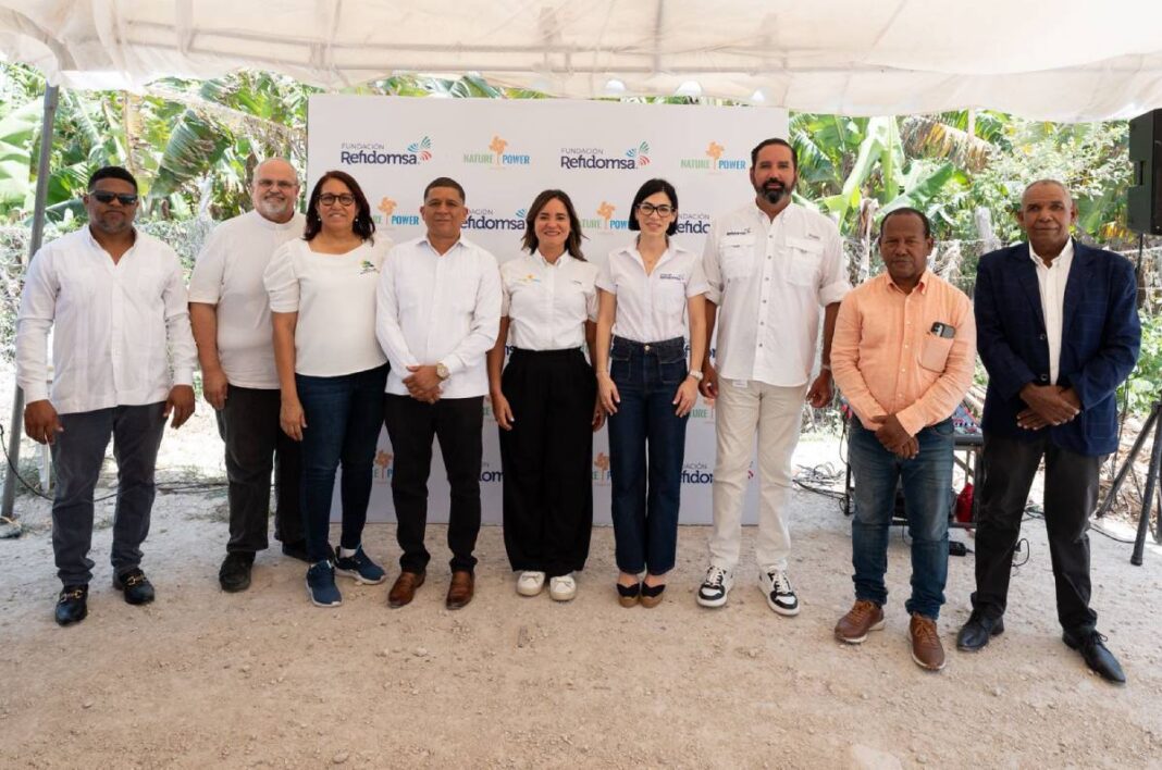 Sabrina Andújar, directora ejecutiva de la Fundación Refidomsa; Laura Rojas, directora ejecutiva de Nature Power Foundation; Luis Miñoso