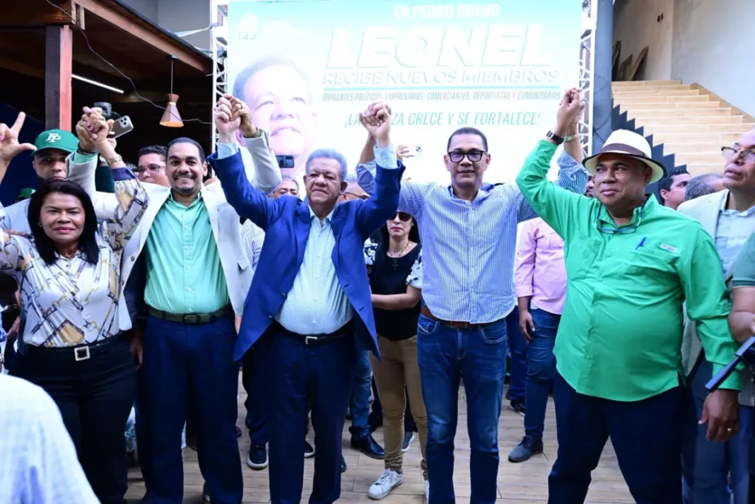 Leonel asegura PRM no pudo mantener programa de 24 horas energía “El pueblo se cansó”
