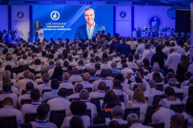 Los miembros del partido oficialista votarán a favor de una plancha única que será encabezada por el presidente Luis Abinader