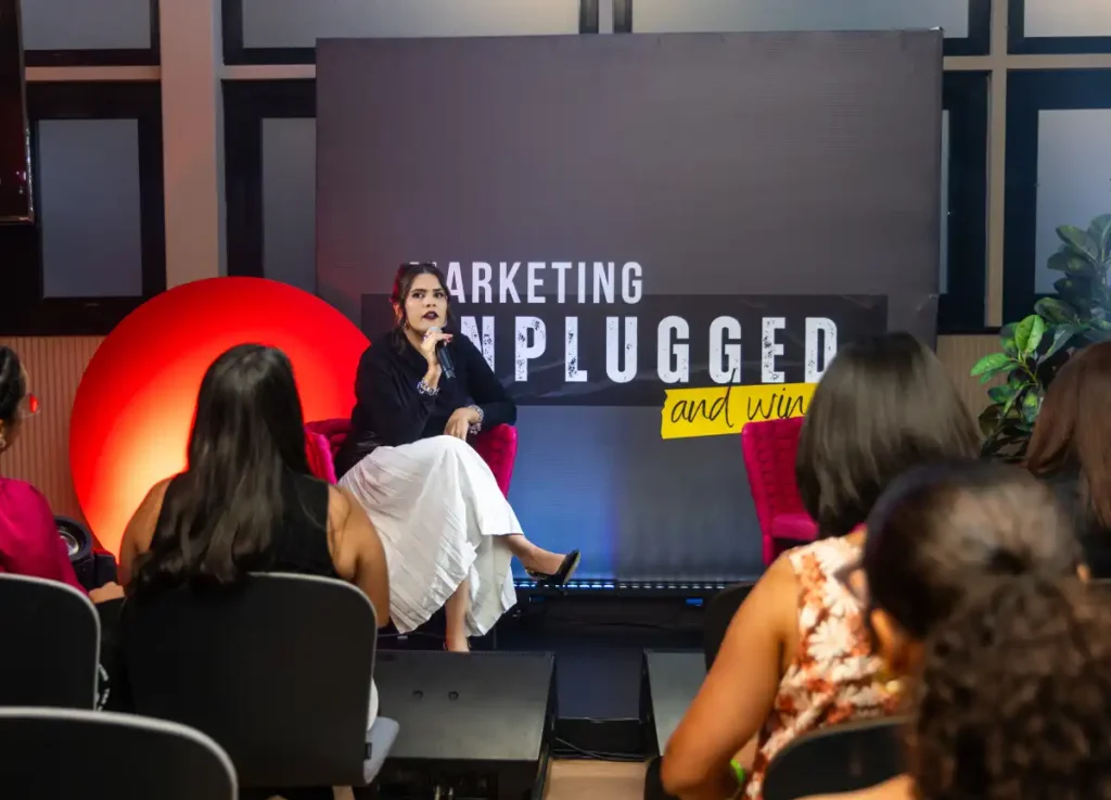 La imagen actual no tiene texto alternativo. El nombre del archivo es: Marketing-Unplugged-impulsa-el-marketing.webp