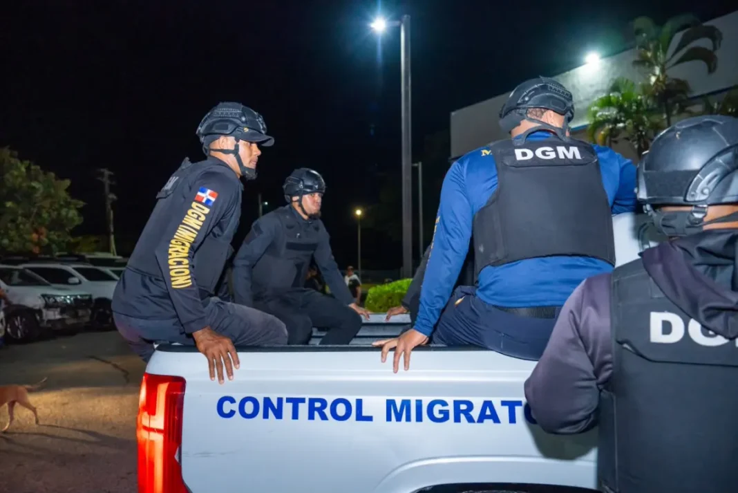 Migración ha reconducido 250,429 indocumentados