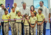 Presidente Luis Abinader e INEFI entregan polideportivo techado en el Centro Educativo Santo Cura de Ars