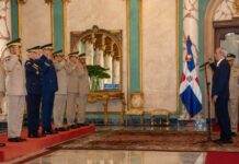 Presidente Luis Abinader toma juramento a comandantes del Ejército y la Fuerza Aérea,Policía Nacional