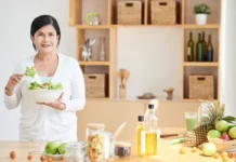 Alimentos que debes incluir para cuidar tu piel con el paso de los años