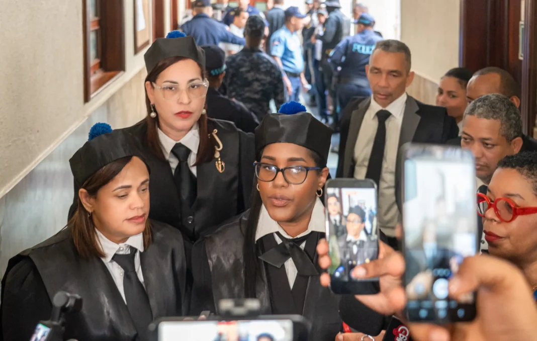 Magalys Sánchez, María Silvestre y Julia Laury Vásquez
