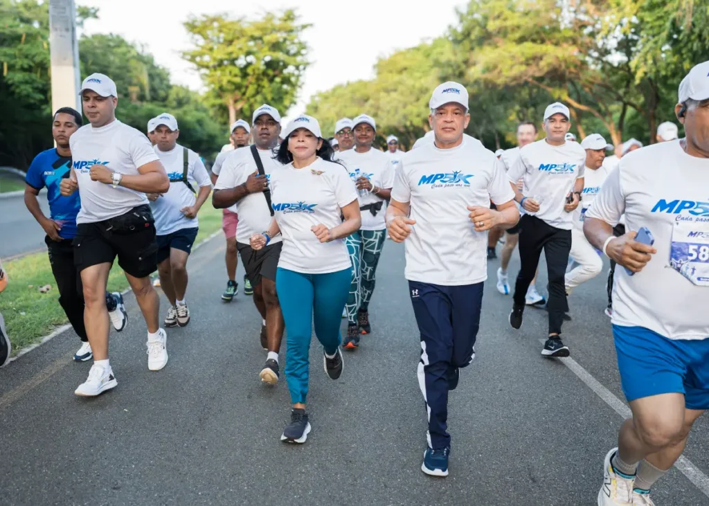 La imagen actual no tiene texto alternativo. El nombre del archivo es: Ministerio-Publico-celebra-primera-edicion-de-la-Carrera-MP5K-con-activa-participacion-de-cientos-de-colaboradores-de-todo-el-pais-1.webp