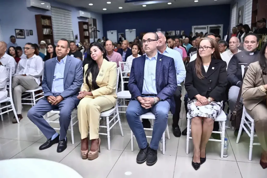 La imagen actual no tiene texto alternativo. El nombre del archivo es: Procuradora-General-llama-a-asumir-compromiso-con-la-construccion-una-sociedad-en-valores.webp